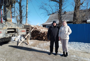 Помогли дровами на зиму