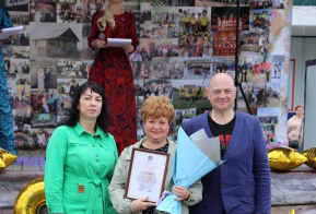 С песнями и ярмаркой отметило село Дружба своё 95-летие!