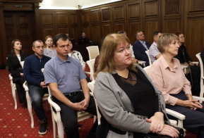 Работников сельского хозяйства поздравили с предстоящим праздником