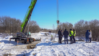 В Хабаровском районе продолжается ремонт моста через Чёрную Речку