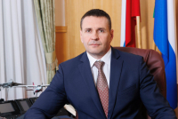 Дмитрий Демешин поздравил работников органов местного самоуправления с профессиональным праздником